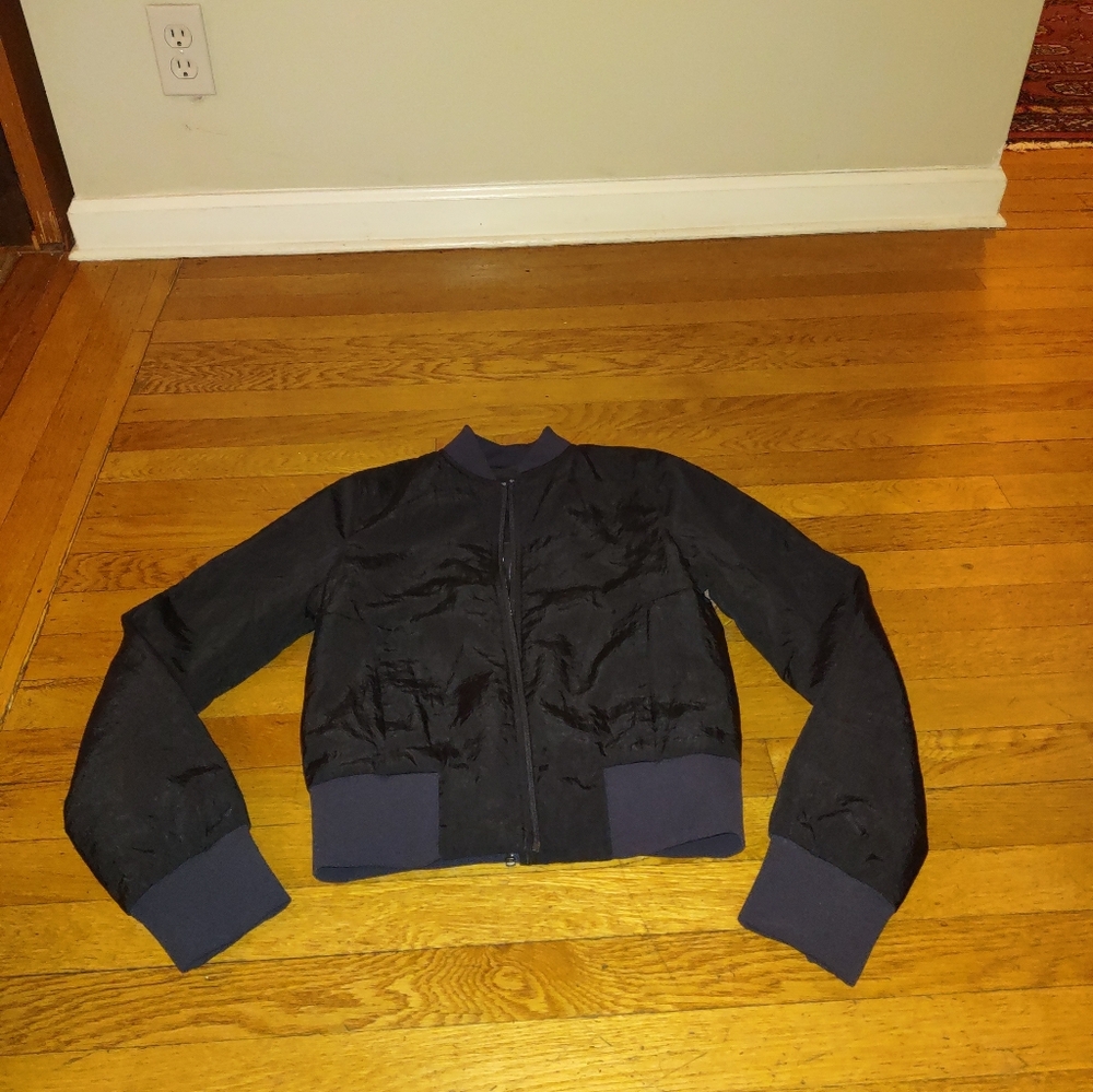 Lululemon Reversible Insulated Non Stop bomber jacket fits like XS